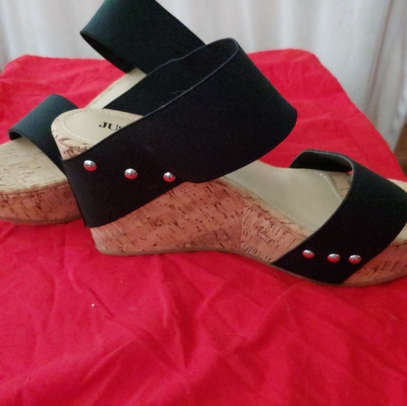 Black Size 9 wide width heels - Picture 4 of 4